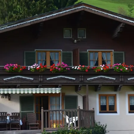 Haus Schwaighofer Apartment